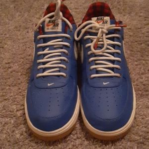 Air Force LV8 Raining Buckets (Rare Blue)